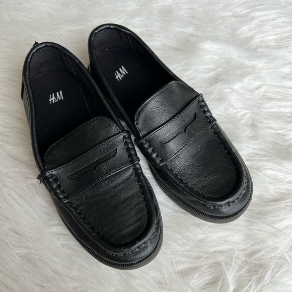 H&M Boys Black Loafers Size 13 - Picture 3 of 6
